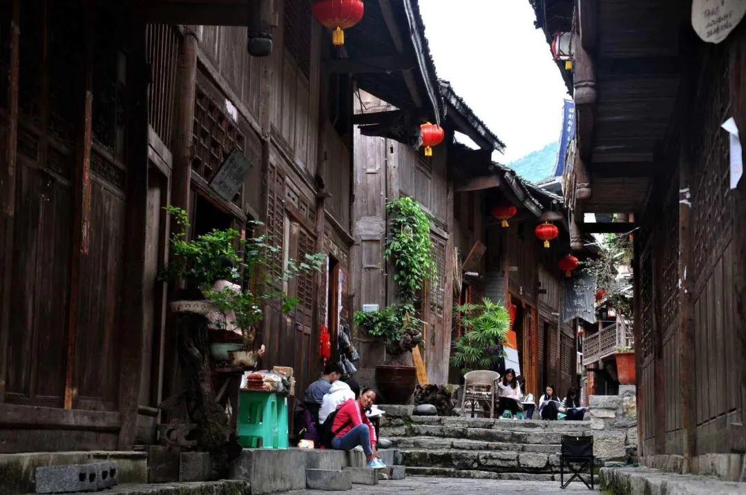 专注领域交流,尽在成都本地人爱去的小吃街有哪些?